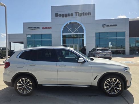 Used 2019 BMW X3 sDrive30i w/ Convenience Package RWD image 2