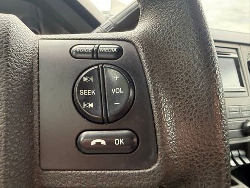 Used 2011 Ford F250 XLT w/ XLT Premium Pkg AWD/4WD image 17