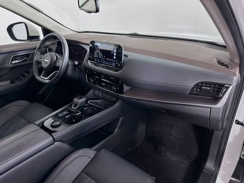 Certified 2023 Nissan Rogue Platinum AWD/4WD image 30