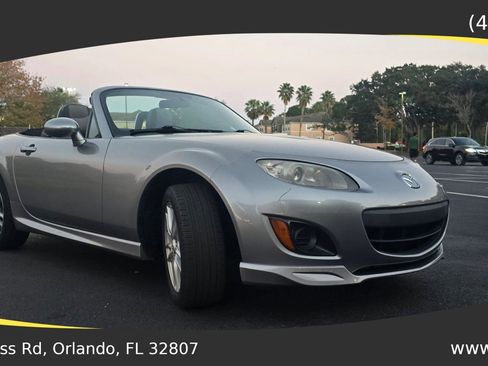 Used 2010 MAZDA MX-5 Miata Sport w/ Appearance Pkg image 7