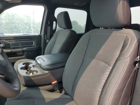 Used 2026 RAM 2500 Big Horn AWD/4WD image 9