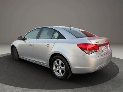 Used 2012 Chevrolet Cruze LT image 3