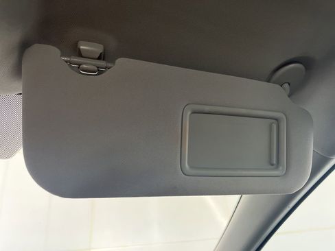 Used 2019 Toyota Camry SE w/ Carpet Mat Package FWD image 72