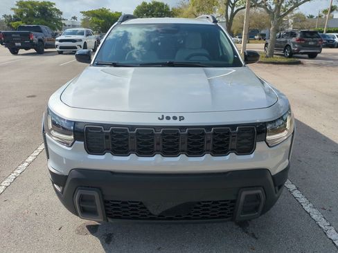 New 2026 Jeep Cherokee Laredo image 3