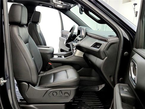 Used 2023 Chevrolet Tahoe LT image 17