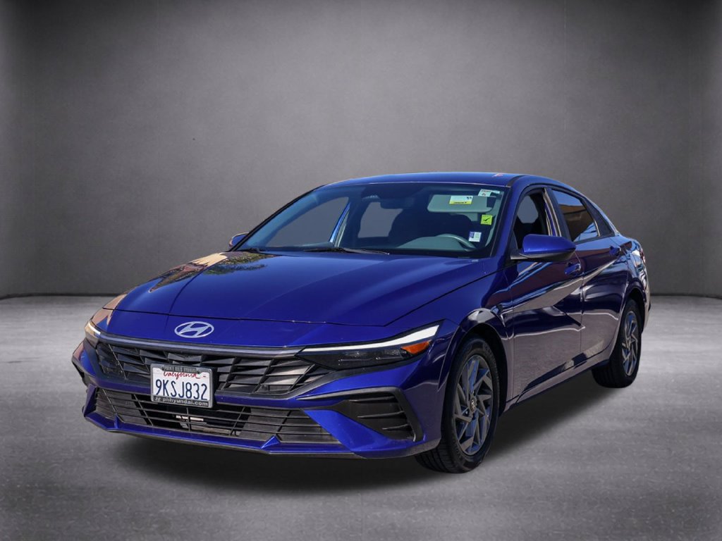 Used 2024 Hyundai Elantra SEL FWD image 9