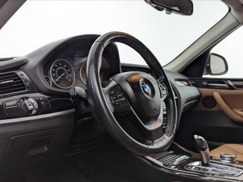 Used 2017 BMW X3 sDrive28i RWD image 23