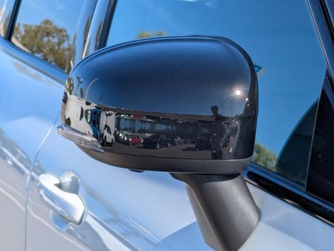 Used 2020 Volvo XC60 T5 R-Design w/ Protection Package Premier image 12