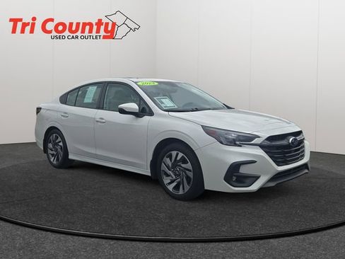 Used 2023 Subaru Legacy Limited AWD/4WD image 1