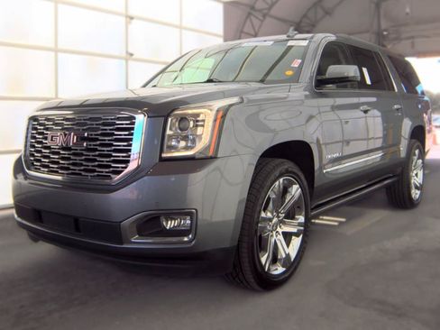 Used 2019 GMC Yukon XL Denali w/ Open Road Package RWD image 1