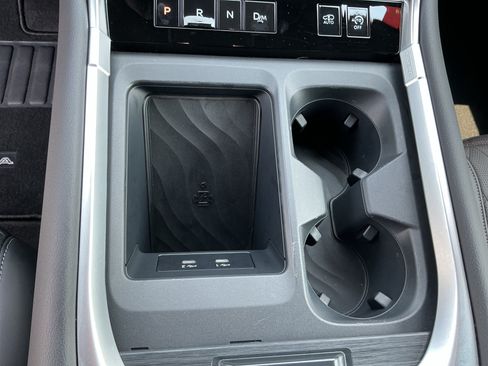 Certified 2025 Nissan Armada Platinum Reserve AWD/4WD image 20