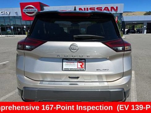 Certified 2025 Nissan Rogue SL w/ SL Premium Package AWD/4WD image 4