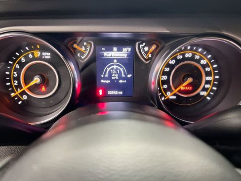 Used 2022 Jeep Wrangler Unlimited Sport image 12