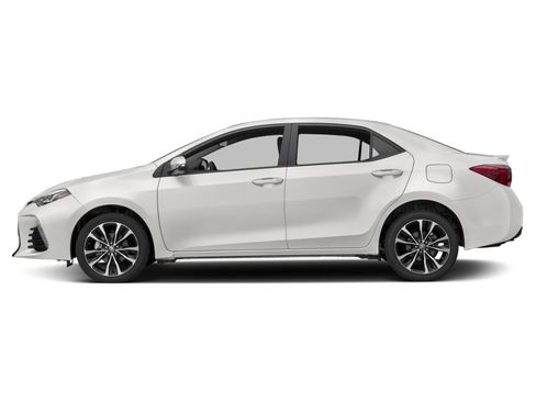 Used 2019 Toyota Corolla SE image 3