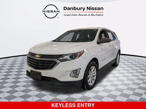 Used 2018 Chevrolet Equinox LS FWD image 7