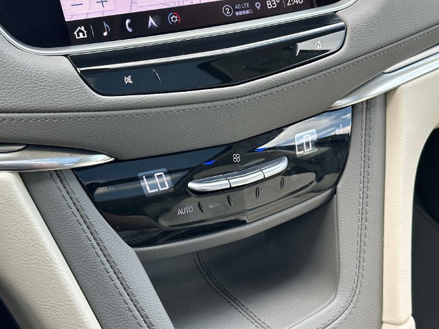 Used 2024 Cadillac XT5 Premium Luxury AWD/4WD image 34