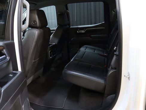 Used 2022 GMC Sierra 1500 SLT w/ SLT Premium Plus Package AWD/4WD image 75