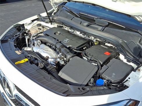 Certified 2022 Mercedes-Benz GLA 250 4MATIC w/ Premium Package Lite image 29