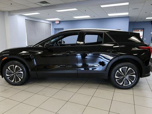 New 2026 Chevrolet Blazer EV LT image 2