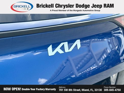 Used 2025 Kia Sportage SX FWD image 11