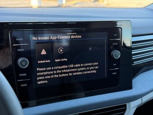 New 2026 Volkswagen Jetta SE FWD image 19