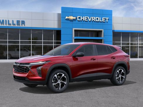 New 2026 Chevrolet Trax RS w/ Driver Confidence Package image 2