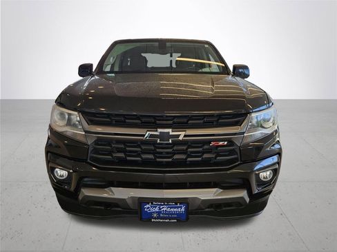 Used 2022 Chevrolet Colorado Z71 AWD/4WD image 3