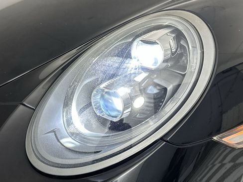 Used 2018 Porsche 911 Carrera RWD image 29