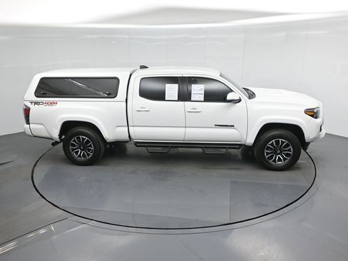 Used 2022 Toyota Tacoma TRD Sport image 50