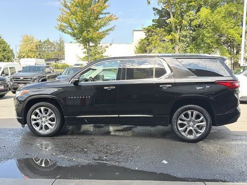 Used 2018 Chevrolet Traverse Premier AWD/4WD image 8