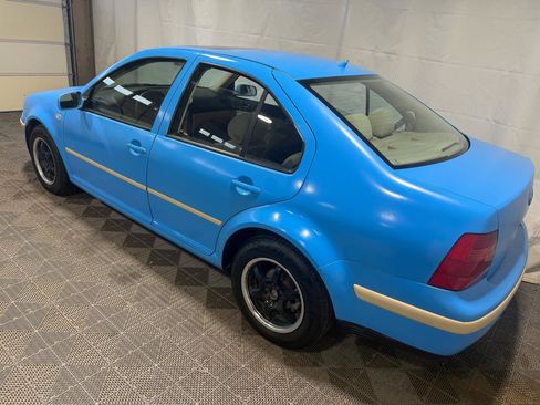 Used 2002 Volkswagen Jetta GLS FWD image 4