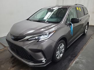 Used 2022 Toyota Sienna XSE AWD/4WD video 1