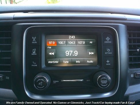 Used 2017 RAM 1500 Express image 39