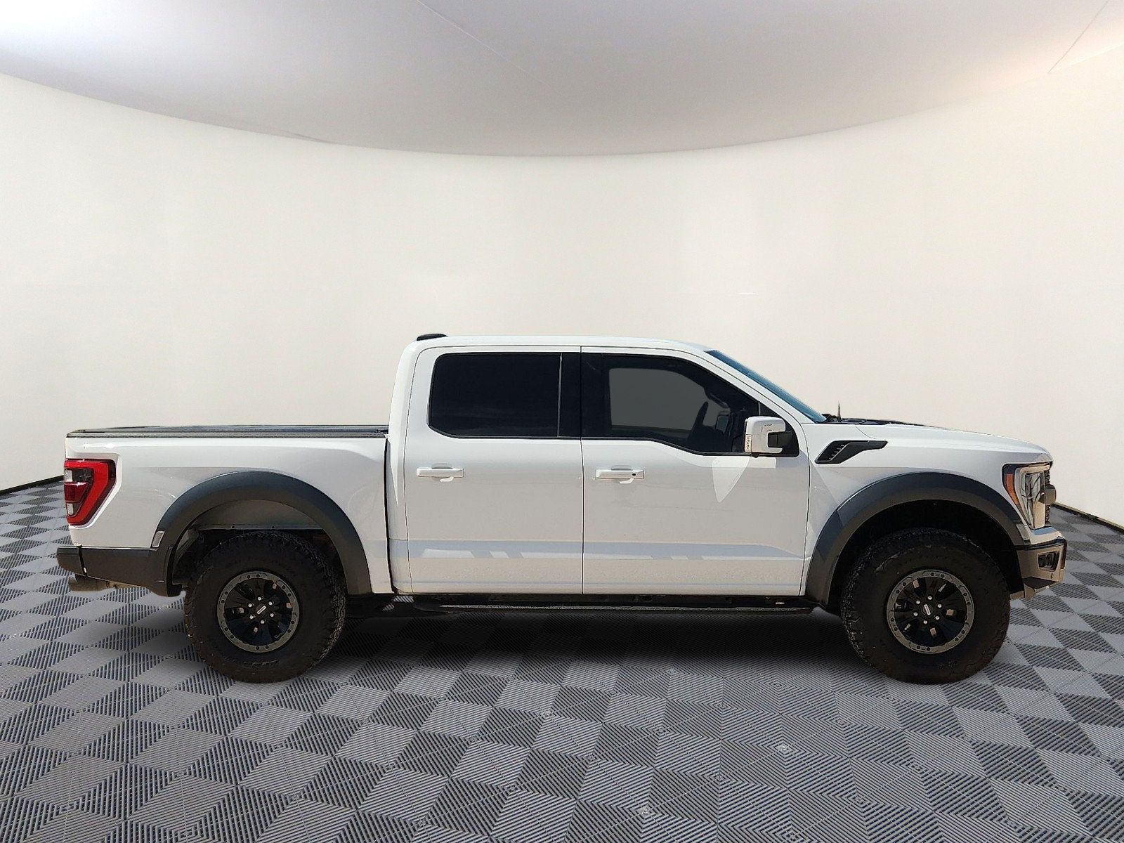 Used 2022 Ford F150 Raptor w/ Equipment Group 801A High AWD/4WD image 5