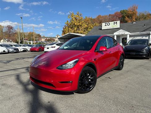Used 2021 Tesla Model Y Long Range AWD/4WD image 6