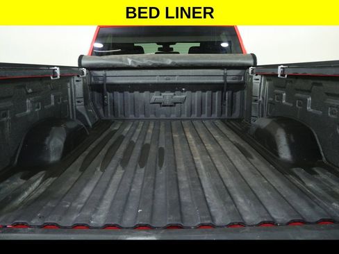 Used 2022 Chevrolet Silverado 2500 Custom w/ Custom Value Package AWD/4WD image 9