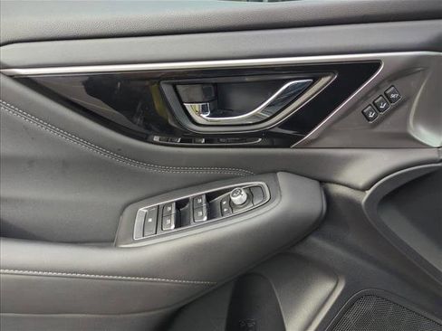Used 2022 Subaru Outback Limited image 17