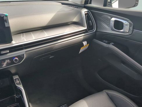 New 2026 Kia Sorento SX image 15