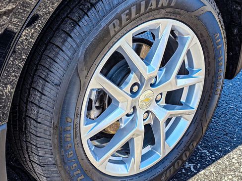 Used 2022 Chevrolet Equinox LT image 9