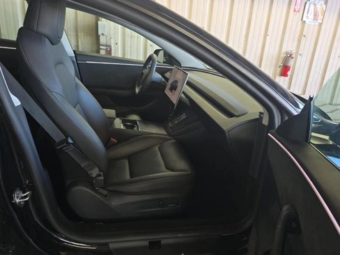 Used 2025 Tesla Model 3 Long Range AWD/4WD image 5