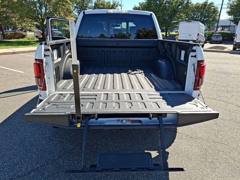 Used 2020 Ford F150 Raptor w/ Equipment Group 802A Luxury image 32