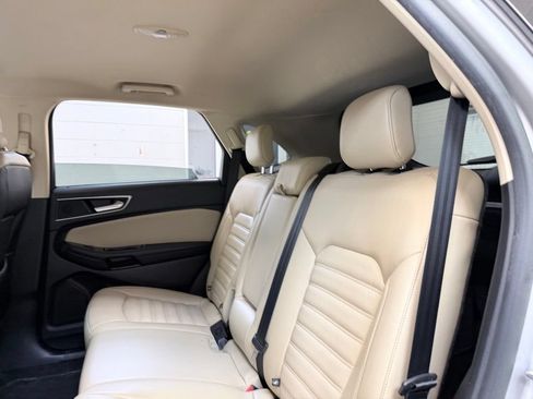 Used 2017 Ford Edge SEL w/ Equipment Group 201A AWD/4WD image 21