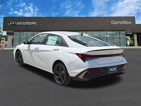 New 2026 Hyundai Elantra Sport FWD image 8