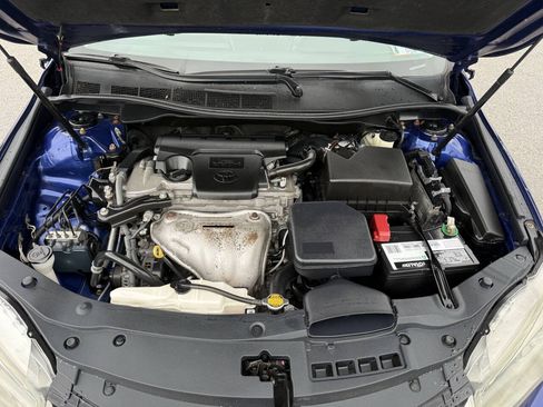 Used 2015 Toyota Camry XSE w/ Moonroof Package FWD image 14