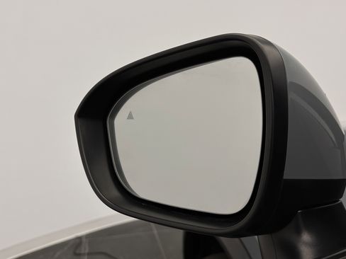 Used 2023 Nissan Rogue SL w/ SL Premium Package image 13