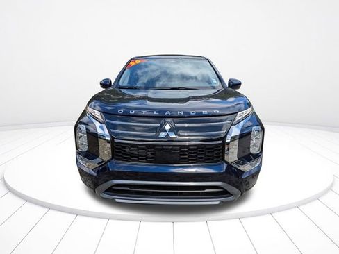 New 2026 Mitsubishi Outlander SE image 9