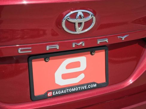 Used 2021 Toyota Camry LE FWD image 33