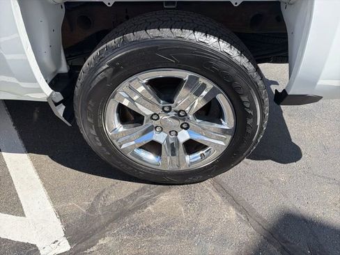Used 2019 Chevrolet Silverado 1500 Custom AWD/4WD image 25