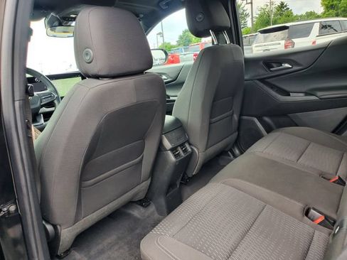 Certified 2025 Chevrolet Equinox LT FWD image 13