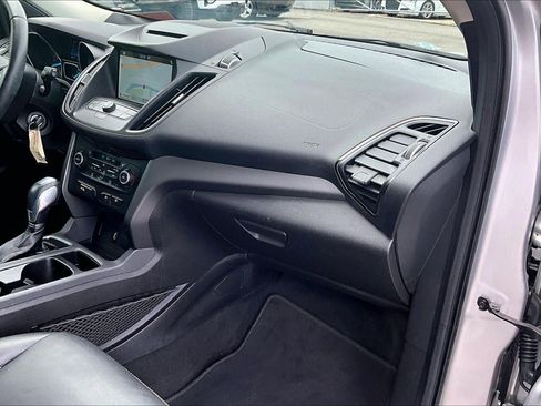 Used 2018 Ford Escape SEL image 15